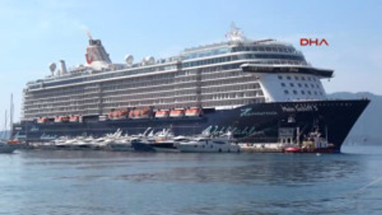 Marmaris Alman Turistleri Taşıyan Gemi, Marmaris'te