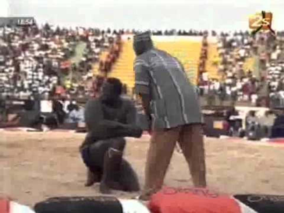 Yékini Vs Balla Gaye 2 Présentation et Hymne...