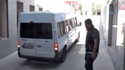 Adliyeye Sevk Edilen Uyuşturucu Tacirleri Gazetecilere Saldırdı