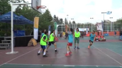 Gaziantep'te Düzenlenen Sokak Basketbol Turnuvasına Yoğun İlgi