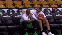 Isaiah Thomas joue le lendemain du décès de sa soeur