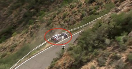 Avrupa Ralli Şampiyonası'nda Bir Araç Uçurumdan Düşmekten Son Anda Kurtuldu