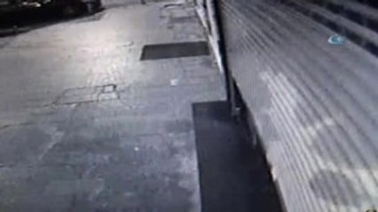 Istanbul'da Kuyumcu Soygunu Kamerada