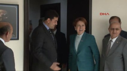 Meral Akşener'den Demokrat Parti'ye Ziyaret