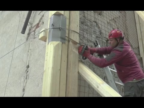 Aschio di Visso (MC) - Terremoto, lavori per chiesa S.Maria alle Cave (05.05.17)