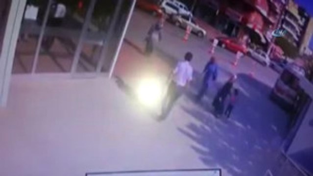 Şehre İnen Yaban Domuzu Kadını Böyle Kovaladı