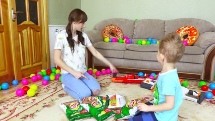 Bad Baby Giant Potato Chips and Candy Challenge Victoria Annabelle Freak Daddy Family