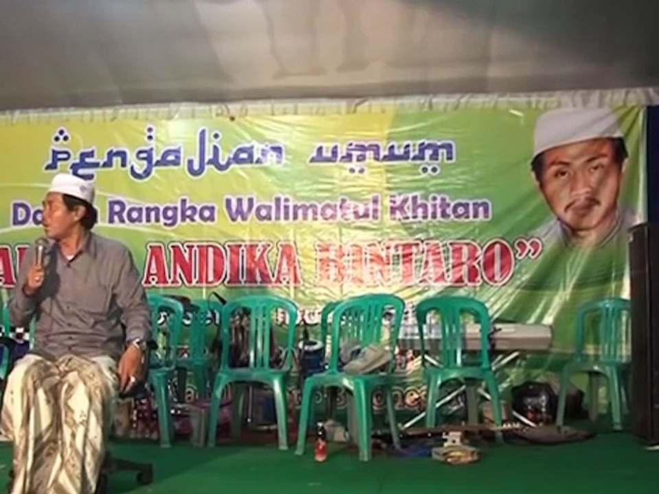 Pengajian KH Anwar Zahid Dalam Rangka Walimatul Khitan di Bojonegoro 2017 Part 1 of 2