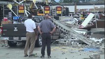 Powerful storm rips through auto store in Georgia