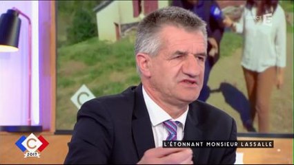 C à Vous : les touchants mots de Jean Lassalle sur sa maman