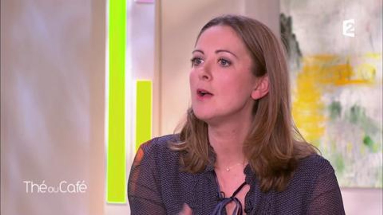 Thé ou café : Charlotte, les politiques et les journalistes