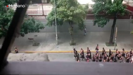 Funcionarios de la Inteligencia de Maduro prometen degollar manifestantes