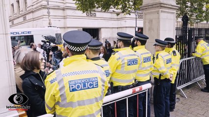 dpac-descend-on-tory-hq-protesting-dwp-and-austerity-trashthetories-may-2nd-old-palace-yard