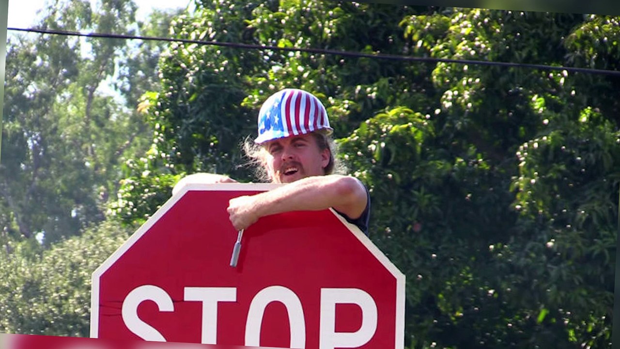 YouTube Prankster Steals Stop Sign, Gets Caught, Begs for Your Money!