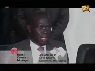 Passation de service a Ministère de l'amenagement du territoire  Jt wolof du 18 avril 2012