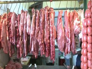 Carnes y lacteos bajan de precio