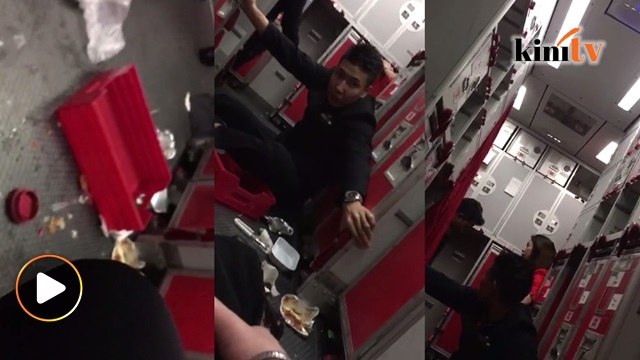 Pesawat AirAsia X bergolak, 5 cedera