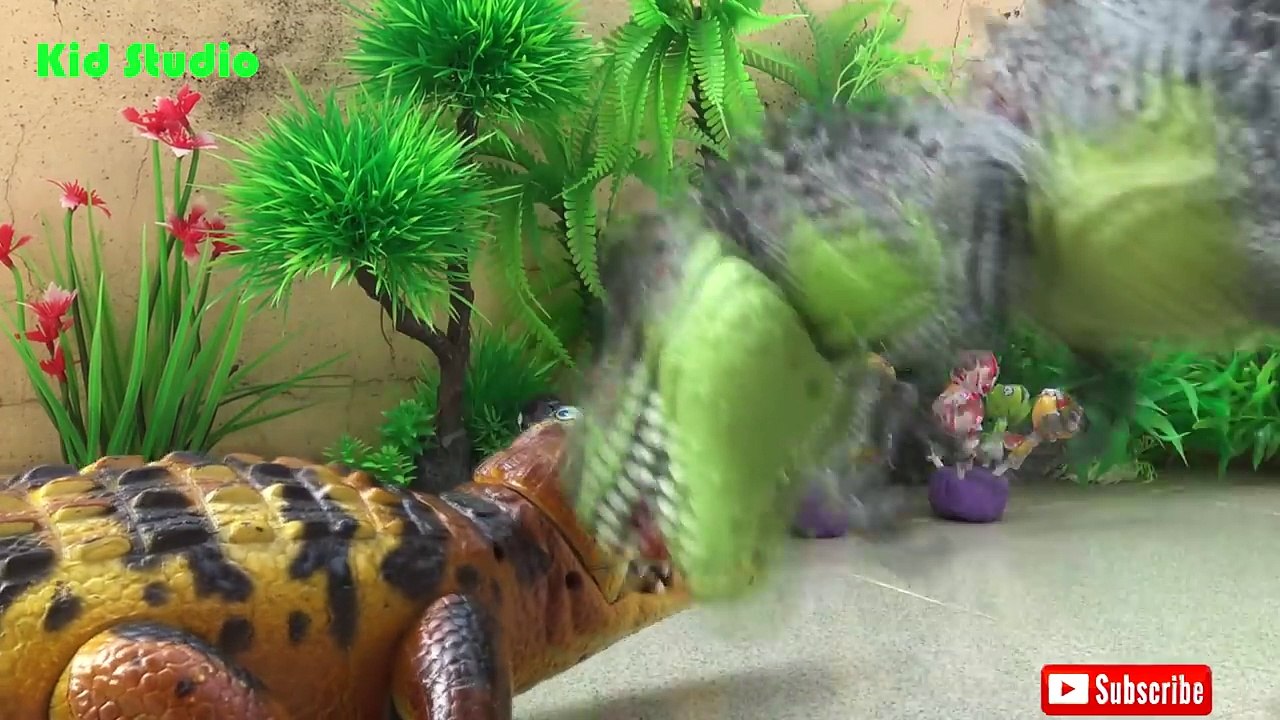 KHỦNG LONG BẠO CHÚA đại chiến KHỦNG LONG MÁY VÀ CÁ SẤU KHỔNG LỒ ăn kẹo đồ chơi 823 Kid Studio