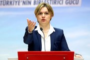 CHP'yi Sarsan İstifa! Parti Sözcüsü Selin Sayek Böke Parti Görevlerini Bıraktı