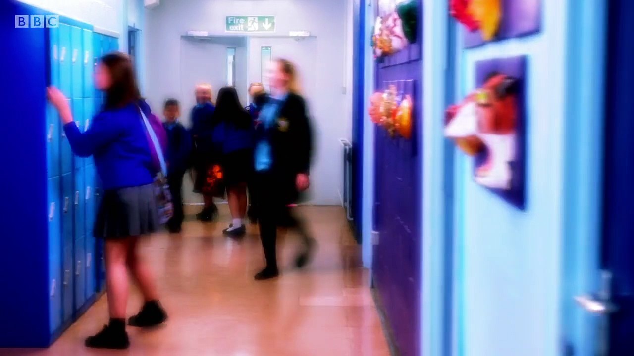 So Awkward, S2E08. Race to the Bottom