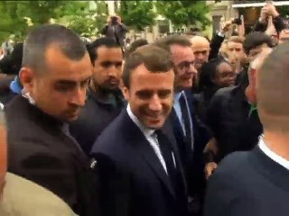 ম্যাক্রোঁ'র প্রচার শিবিরের ই-মেইল  হ্যাকিংয়ের অভিযোগ