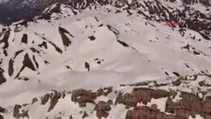 Şırnak Kato Dağı'nda Teröristlere Ait Sığınakların Imha Edilme Anı