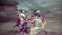 Ennaiya Chinna Kannu | Naan Yen Piranthen | MGR Hit Song