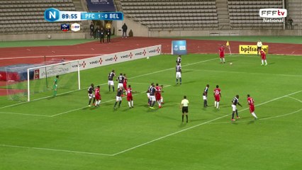 ça chauffe dans la surface de Paris FC.