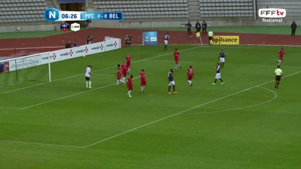 Corner joué en deux fois mais le centre est directement sur le gardien.