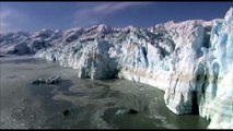 Emiratos planea remolcar icebergs para cambiar su clima