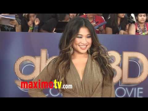 Jenna Ushkowitz Attends GLEE THE 3D CONCERT MOVIE Premiere