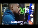 floyd mayweather watching Ava Knight working out EsNews Boxing