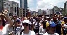 Women Sing National Anthem During Protest for Peace in Caracas