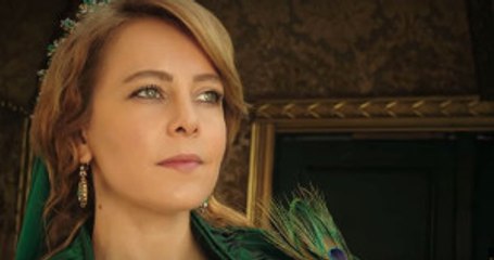 Vildan Atasever Estetik İddialarını Yalanlayıp, Gazetecilere Sordu: Bakın Var Mı