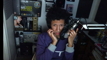 Reading "Shrek is Love. Shrek is Life."