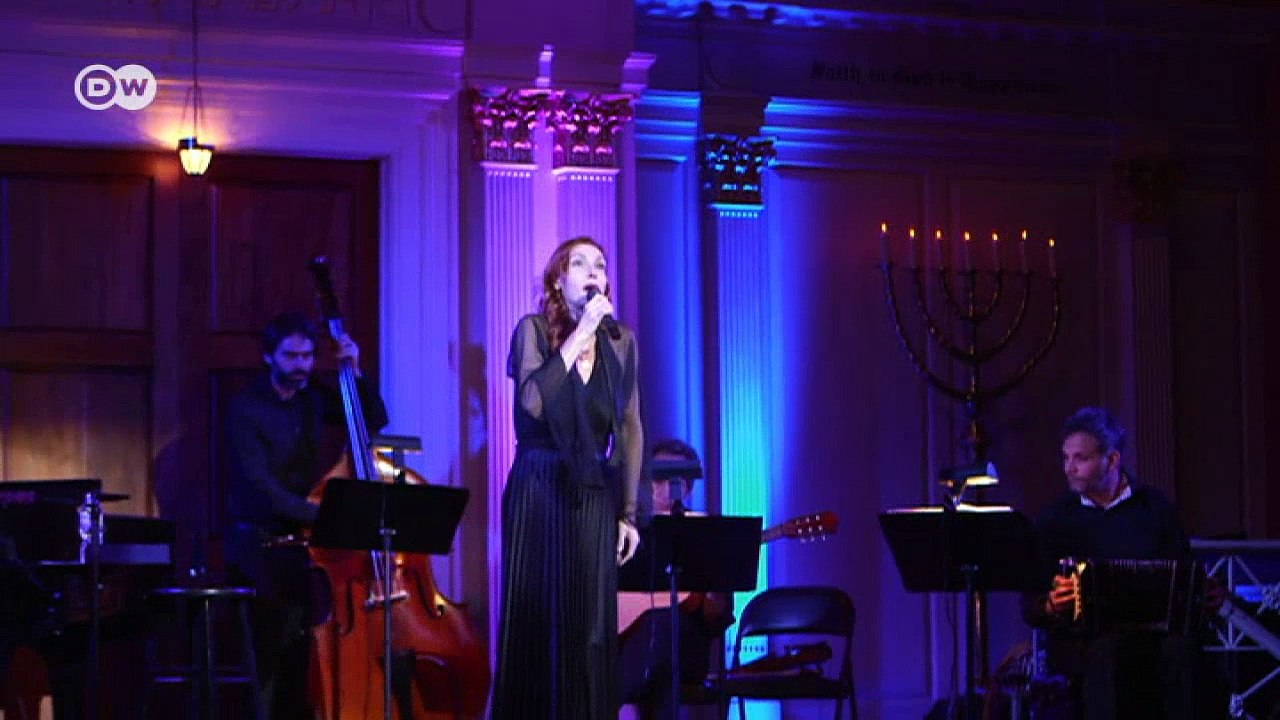 Ute Lemper: EE . UU. es un país dividido | Reporteros en el mundo