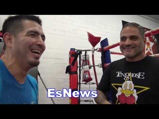 brandon rios gets ready to sparr in camp for victor ortiz EsNews Boxing