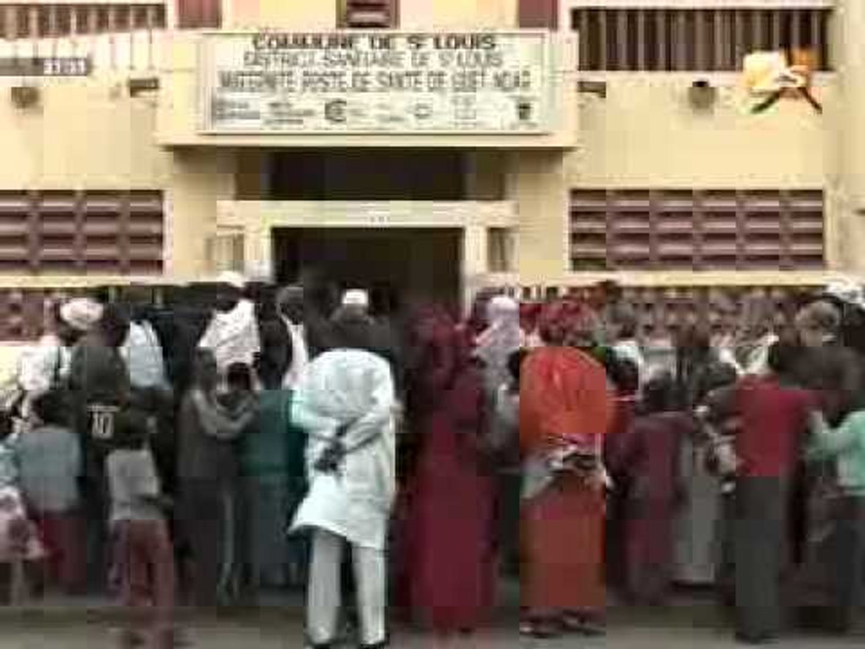 Jt français du soir 06 avril  don de matériel médical d'Action Sénégal à la St Louis