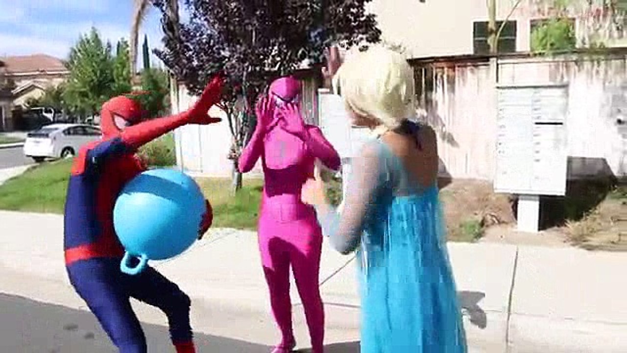 (1) Dracula Turns Frozen Elsa Into a Vampire! w  Minnie Mouse, Spiderman, Spidergirl & Marshall IRL