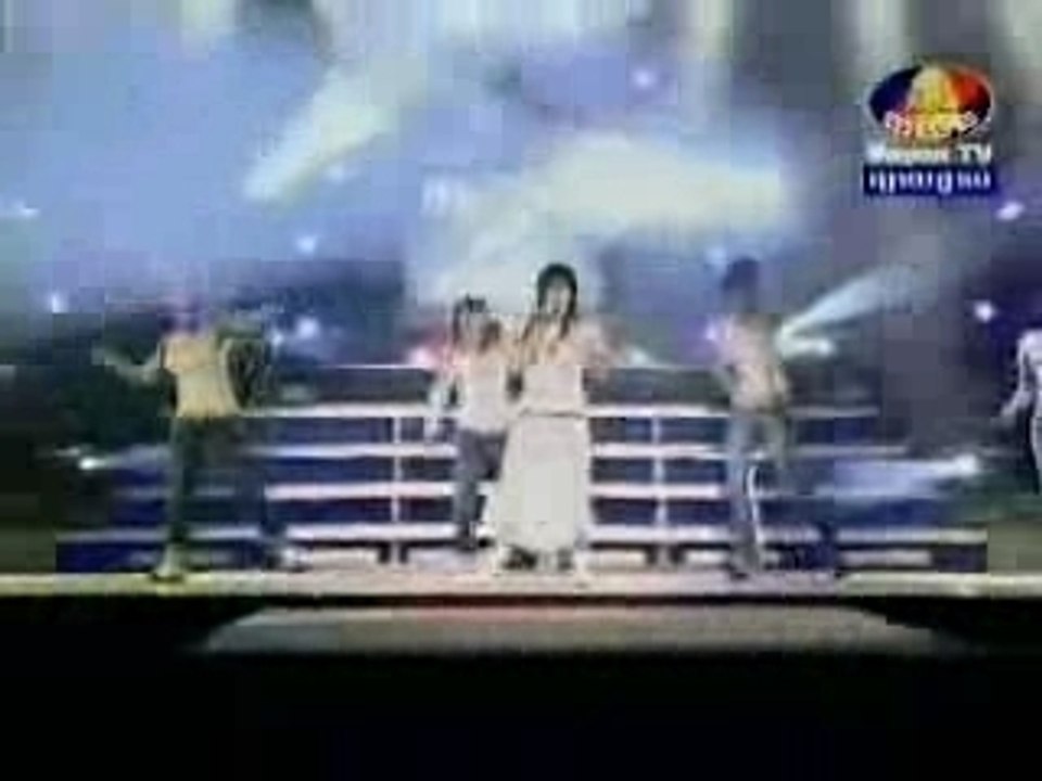 Super Hi-tech - Seng Sophalène