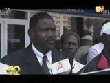 [JT Wolof] - Réactions des Sénégalais par rapport à la prise d'arme du 04 avril 2012