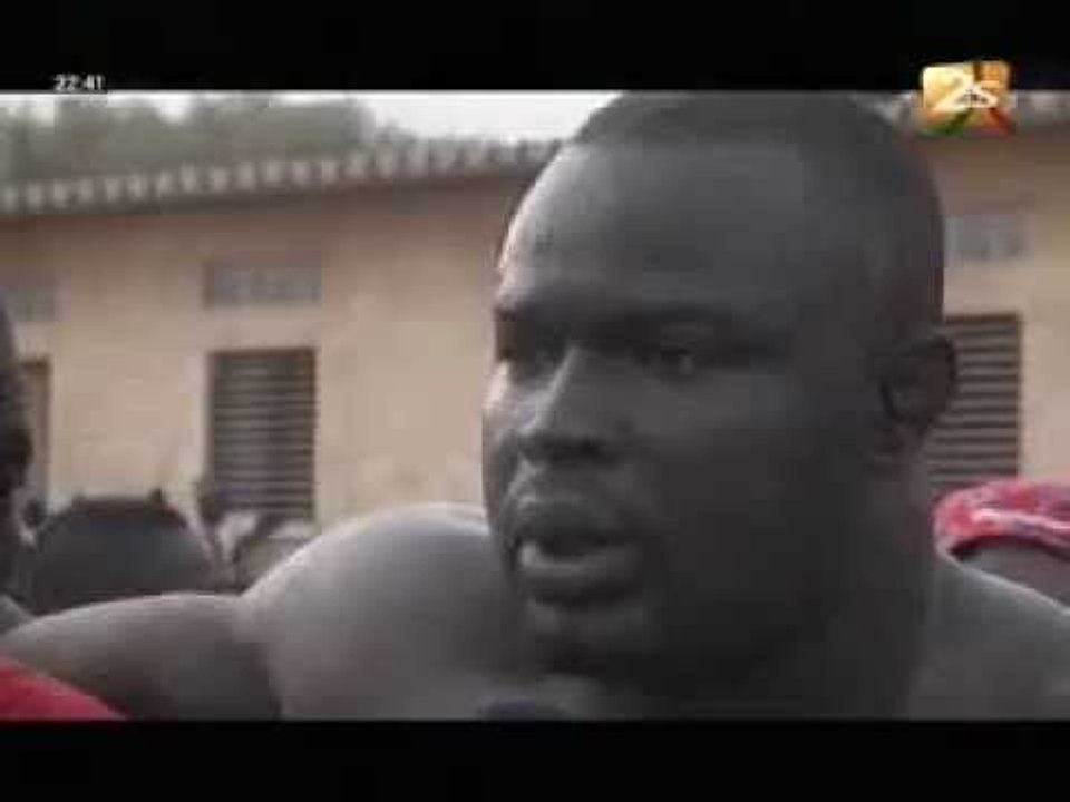 Bantamba 03 avril - Préparation combat Boy Niang / Less 2 - Réactions des deux lutteurs
