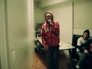 BIG BANG T.O.P singing