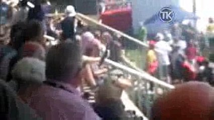 Whatsapp funny cricket video 2016 - Crazy Fans run