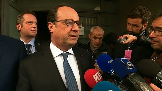 Interview à la sortie du bureau de vote