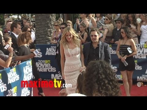 Katie Cassidy at 2011 MTV MOVIE AWARDS Red Carpet