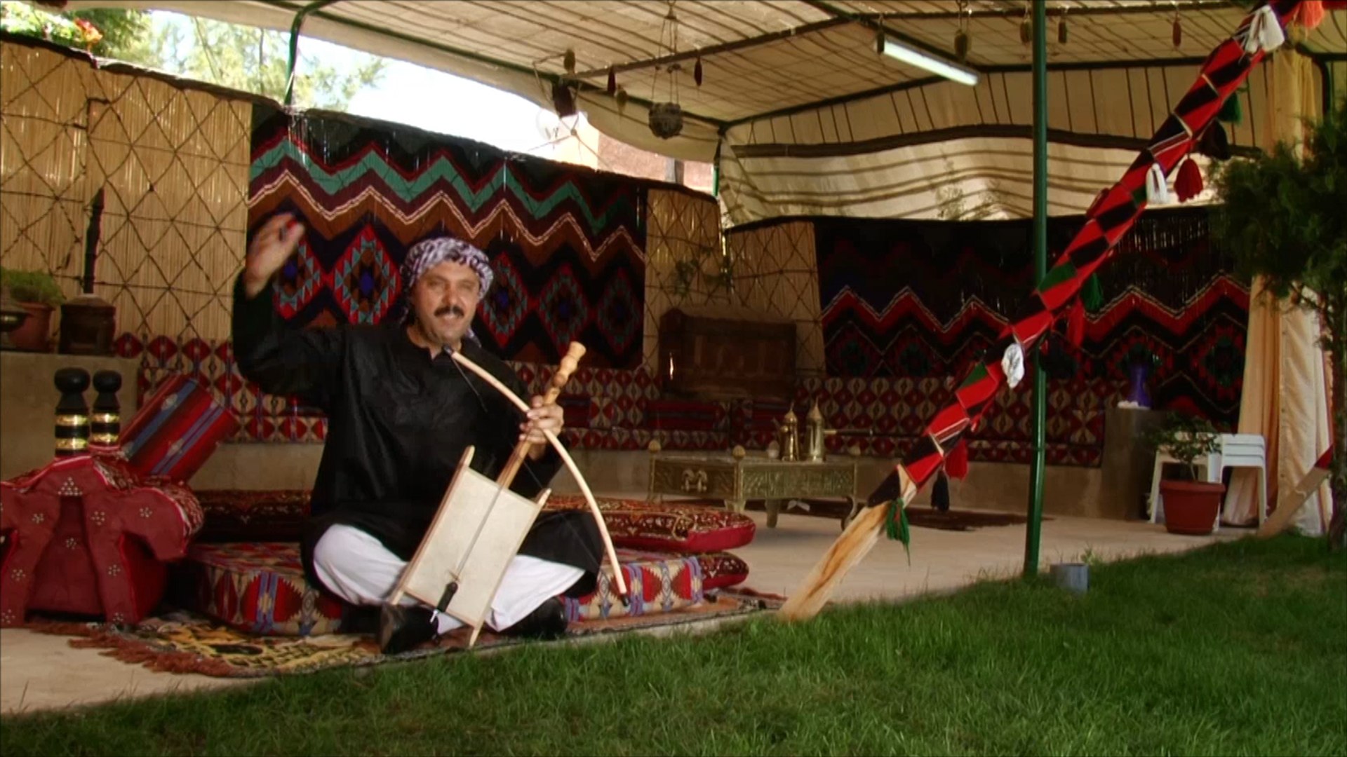 هذا الصباح- الربابة.. أقدم الآلات الموسيقية عند العرب - فيديو Dailymotion