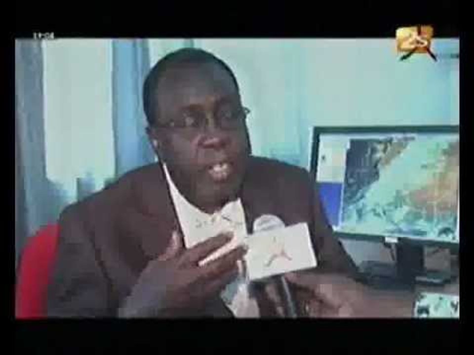 [JT Wolof] - 28 mars - Les populations étonnées par la pluie du 28 mars 2012