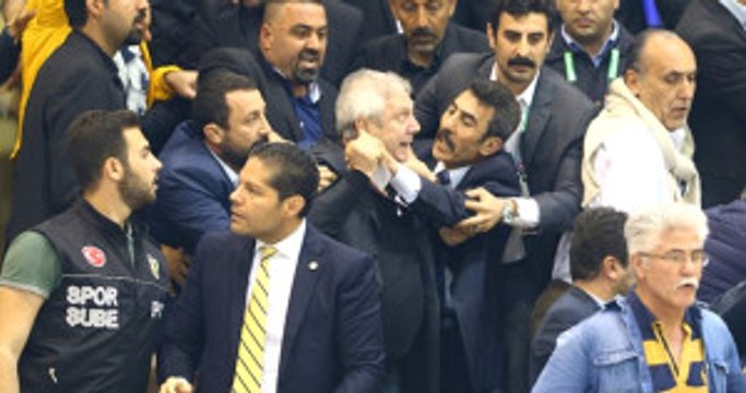 Aziz Yıldırım'dan Tokat Yiyen Başkan: Elimi Uzattığımda Bana Yumruk Attı