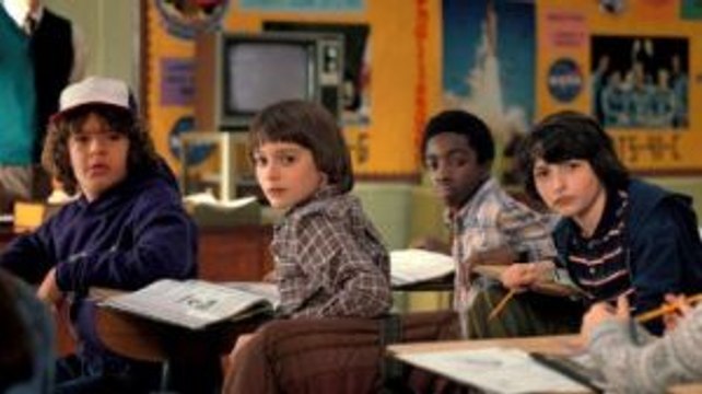 Netflix: Stranger Things S02E01 | 2x1 Chapter One: MADMAX